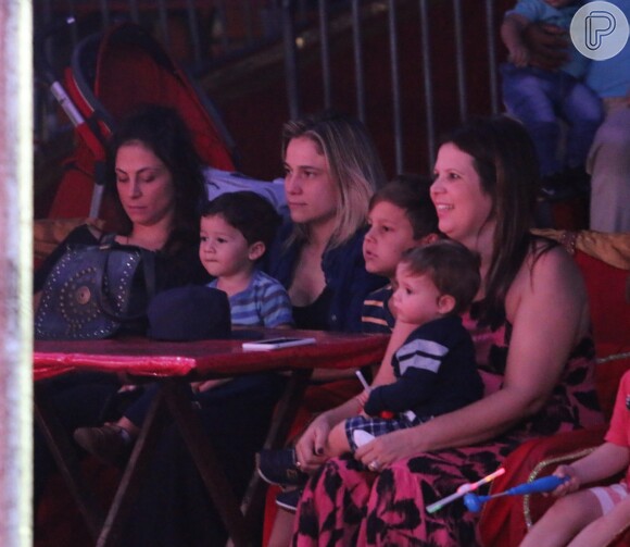 Mãe de Lucas, de 10 anos, e Gabriel, de 2, Fernanda Gentil pensa em aumentar a família com Priscila Montandon