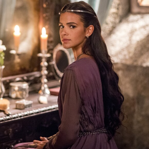 'O pai do meu filho é você', diz Catarina (Bruna Marquezine) para Otávio (Alexandre Borges) na novela 'Deus Salve o Rei'