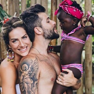 'Ver esses dois grandes amores juntos, aprendendo, trocando e crescendo um com o outro me deixa profundamente emocionada', afirmou Giovanna Ewbank