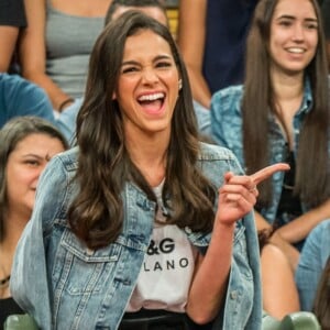 'Eu acho que um dia, lá atrás, quando as pessoas tinham intenção de trabalhar fora do país, elas realmente tinham que dar uma pausa na carreira delas aqui no Brasil', afirmou Bruna Marquezine