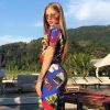 Luísa Sonza usa conjunto Versace no aniversário de 23 anos de Bruna Marquezine, em 29 de julho de 2018