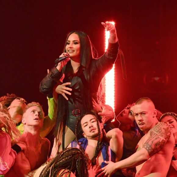 Dani Vitale, bailarina de Demi Lovato, sofreu ataques em suas redes sociais de fãs que a acusavam de ter influenciado a cantora antes de overdose