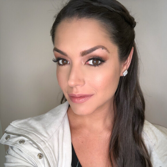Thais Fersoza contou que redobrou os cuidados com o cabelo 