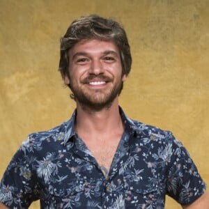 Beto (Emilio Dantas) acrescenta nos próximos capítulos da novela 'Segundo Sol': 'Com esse dinheiro maldito que eu ganhei com a minha 'morte', eu agora quero abrir uma ONG pra ajudar na formação de jovens músicos'