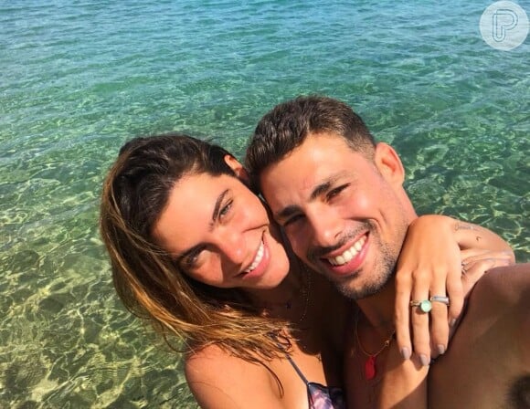 Cauã Reymond e Mariana Goldfarb reataram namoro em março de 2018