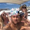 Neymar curte Ibiza ao lado da irmã e amigas neste sábado, 2 de agosto de 2014