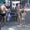 Sophie Charlotte e Daniel de Oliveira foram juntos à praia do Abricó, em Grumari, Zona Oeste do Rio de Janeiro, neste domingo, 3 de agosto de 2014
