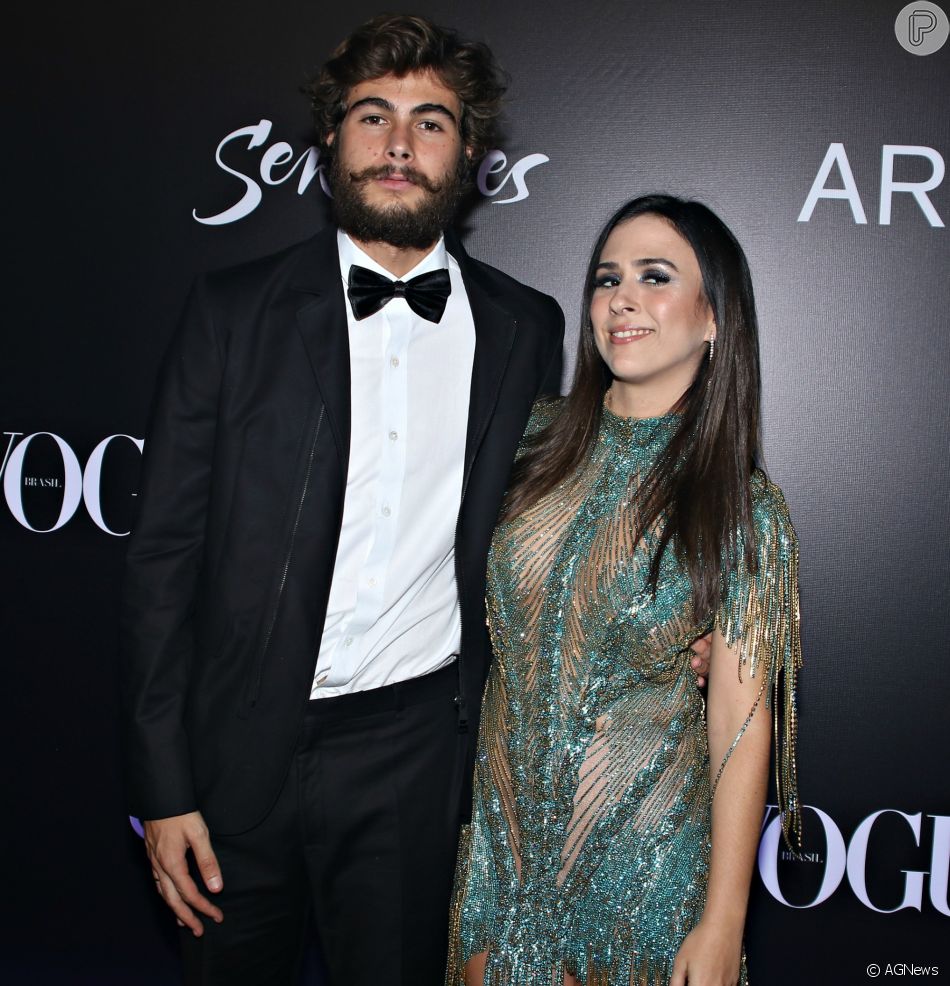 Noiva de Rafael Vitti, Tatá Werneck se declara para ator em viagem ...