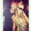 Paris Hilton publica foto ao lado de Neymar, em Ibiza, na Espanha