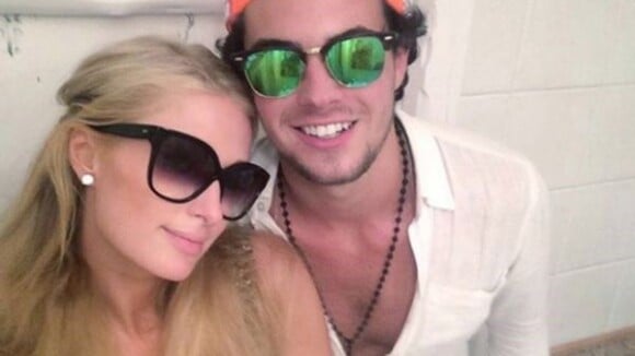 Álvaro Garnero confirma namoro do filho com Paris Hilton: 'Estão empolgados'