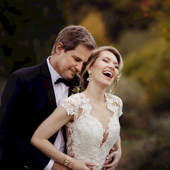 Edson Celulari e Karin Roepke se casaram em 2017