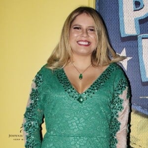 Desde que emagreceu 20 kg, Marília tem investido em looks com o corpo mais em evidência