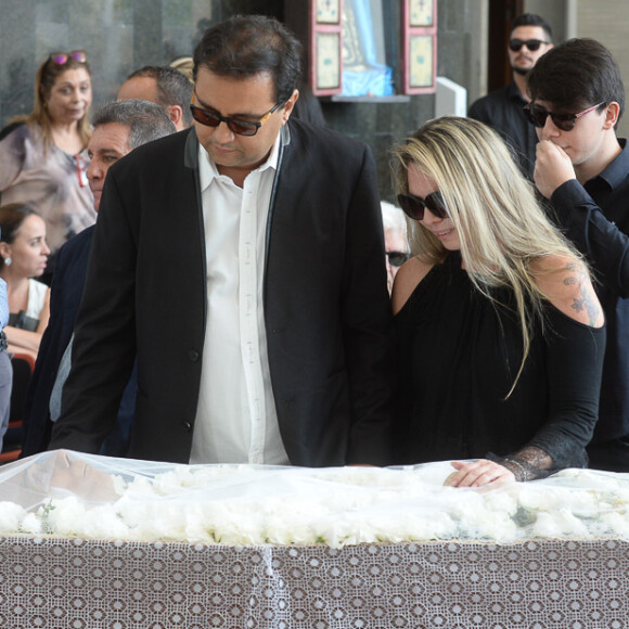 Luciana Lacerda esteve ao lado de Marcelo Rezende em seus útimos meses de vida 