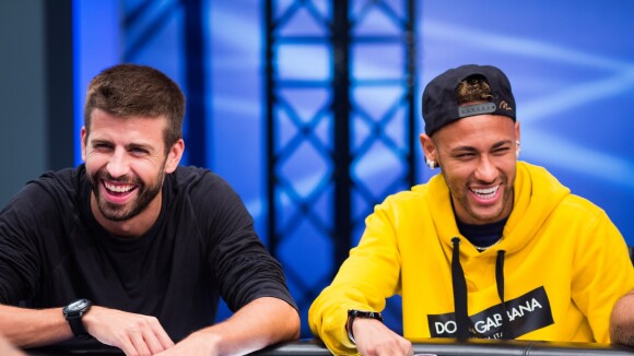 Neymar reencontra Piqué em torneio de pôquer em Barcelona: 'Tomei tudo dele'