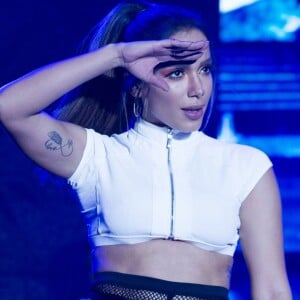 Anitta disse que os homens que brigavam eram 'privilegiados' e ficou incomodada com a discussão