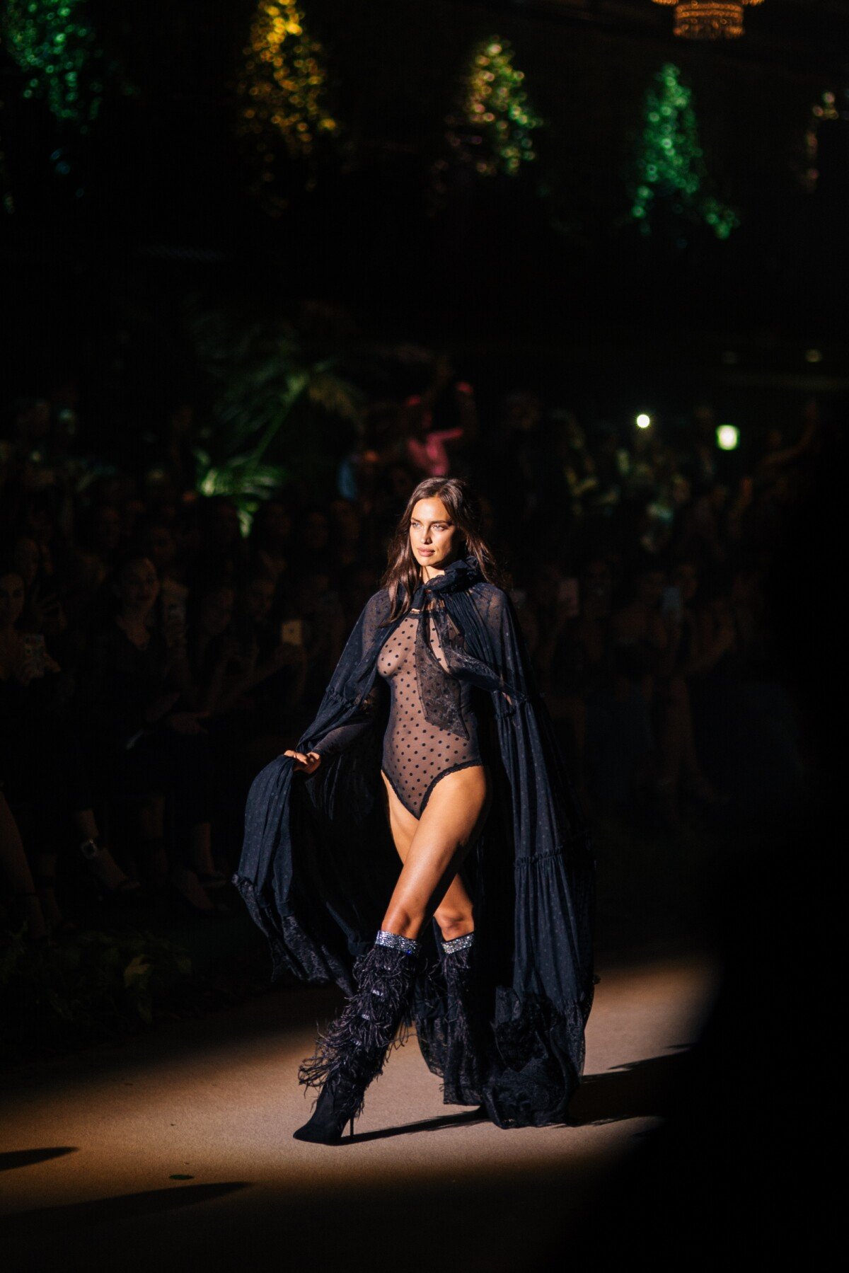 Grife de lingerie inclui modelos com corpos reais na passarela da semana de  moda da Colômbia - Estadão