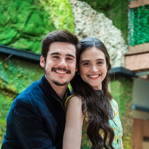 Carmen (Christiane Torloni) acusa Dom Sabino (Edson Celulari) de ter provocado o rompimento de Samuca (Nicolas Prattes) e Marocas (Juliana Paiva) nos próximos capítulos da novela 'O Tempo Não Para': 'O senhor se mete em tudo, é um intrometido, que estraga a vida de todo mundo!'