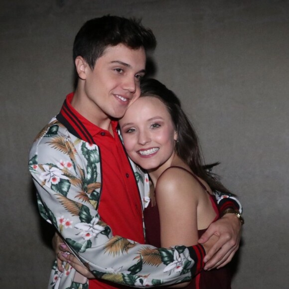 Larissa Manoela contracenou com Leo Cidade no musical 'A Noviça Rebelde'