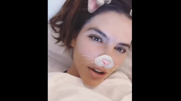 Mariana Goldfarb recorda anorexia e se emociona em vídeo no Instagram