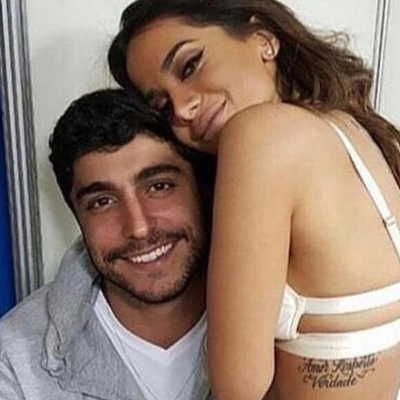 'Não voltamos e nem estou nem pensando nisso agora', disse Anitta sobre reatar com Thiago Magalhães