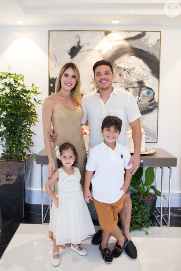 Casado com Thyane Dantas, Wesley Safadão sempre compartilha momentos com a família na web
