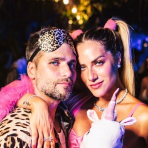 'Minha mulher é muito linda! Parabéns, meu amor!', declarou Bruno Gagliasso em aniversário Giovanna Ewbank