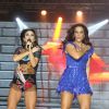 Ivete Sangalo faz show em Belo Horizonte com Alinne Rosa e sensualiza de pernas de fora