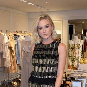 Fiorella Mattheis prestigiou o lançamento da nova coleção da Le Lis Blanc, em São Paulo, nesta quinta-feira, 4 de outubro de 2018