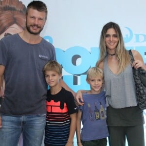 Fernanda Lima decidiu mandar os filhos, João e Francisco, estudarem fora do Brasil 