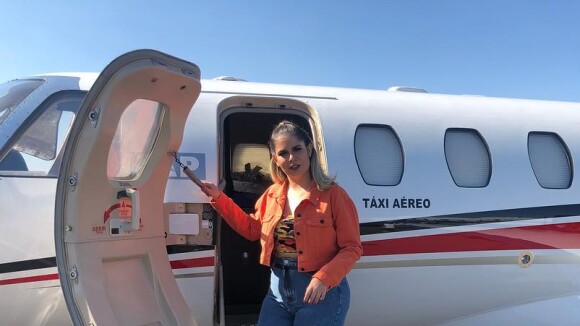 Marília Mendonça adia show em Goiás após avião sofrer pane: 'Talvez pela chuva'
