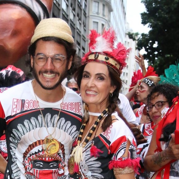Fátima Bernardes namora o advogado pernambucano Túlio Gadêlha