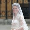 A tiara usada por Kate Middleton completou o tom romântico de seu look de casamento