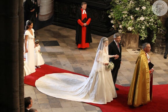 O vestido de noiva de Kate era assinado por Sarah Burton, diretora criativa da marca de Alexandre McQueen