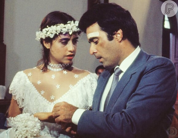 Tony Ramos ao lado de Fernanda Torres na novela 'Selva de Pedras', em 1986