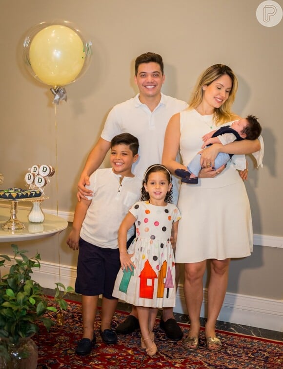 Wesley Safadão e Thyane Dantas comemoraram o primeiro mês do filho Dom nesta quinta-feira, 18 de outubro de 2018