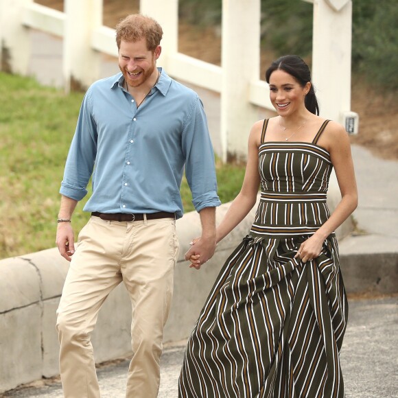 Meghan Markle escolheu vestido Martin Grant de R$ 5280