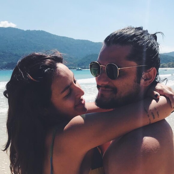 Entre idas e vindas, Bruno Gissoni e Yanna Lavigne estão juntos desde 2013