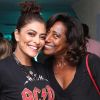 Juliana Paes encontra Glória Maria no Baile da Favoritinha no Rio de Janeiro