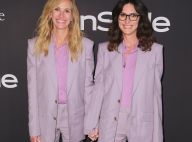 De mãos dadas, Julia Roberts e estilista exibem looks Givenchy iguais em prêmio