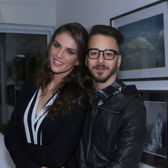 'Te amo tudo, Monica! Tenho certeza que estamos só no começo da nossa linda história de amor', disse Junior Lima