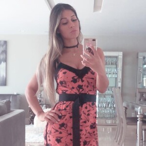 'Você pode comer a placenta do jeito que quiser, como os animais comem, ou pode mandar encapsular. Eu não comi, né minha gente, para mim é difícil comer uma placenta', admitiu Mayra Cardi