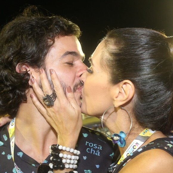 Túlio Gadêlha usou trecho de letra de música de Lenine para se declarar à Fátima Bernardes: 'Viver é uma paixão do inicio, meio ao fim. Pra quê complicação, é simples assim'