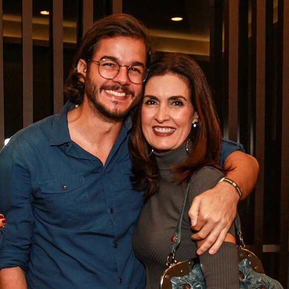 Túlio Gadêlha comemorou 1º ano de namoro com Fátima Bernardes: 'Estamos cada vez mais fortes e mais confiantes no futuro que ainda está por vir'