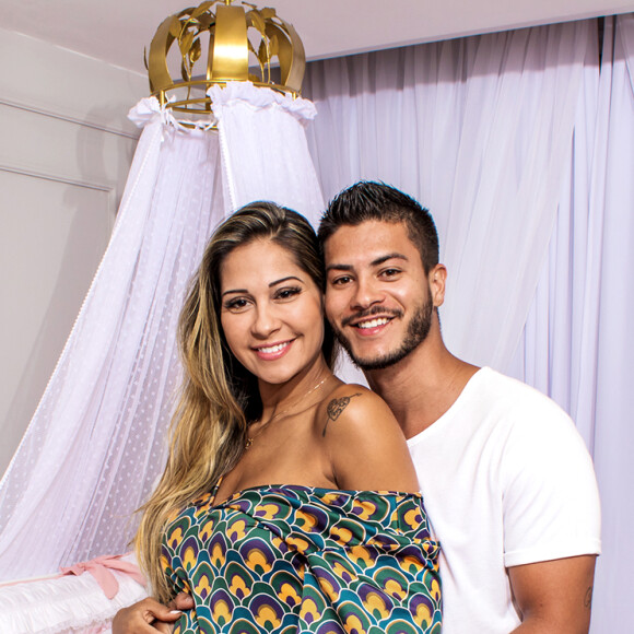 Mayra Cardi é casada com Arthur Aguiar