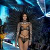 Desfile anual da Victoria's Secret aconteceu nesta quinta-feira, 8 de novembro de 2018. Kendall Jenner poderosa na passarela