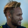 Neymar ainda desejou ao seguidor que o xingou: 'Deus abençoe sua vida e espero que ele tire esse ódio do seu coração. Abraço na sua família'