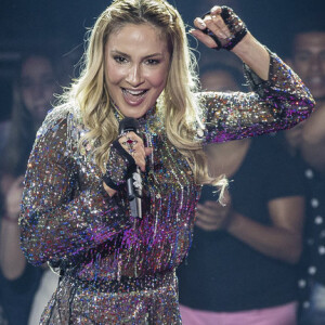 Claudia Leitte refletiu que mulheres são ensinadas a aceitaram esse tipo de comportamento