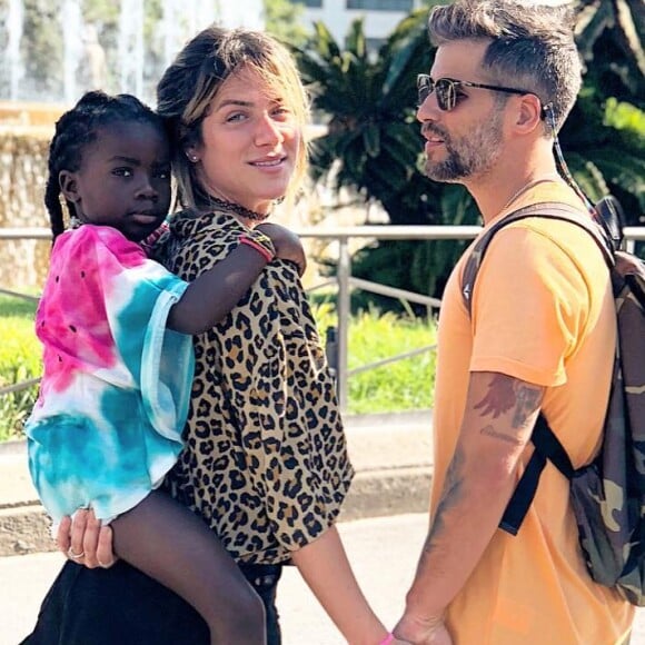 Giovanna Ewbank e Bruno Gagliasso sempre dividem a rotina com a filha, Títi, nas redes sociais