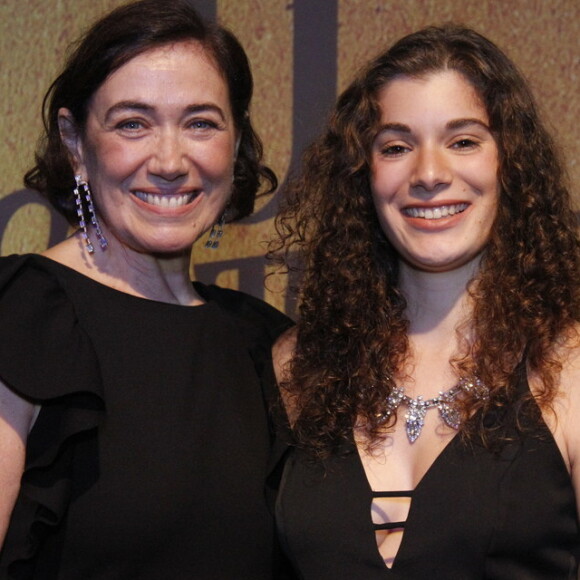 Giulia Bertolli fez testes para dividir o papel da vilã Valentina com a mãe, Lilia Cabral, na novela 'O Sétimo Guardião'