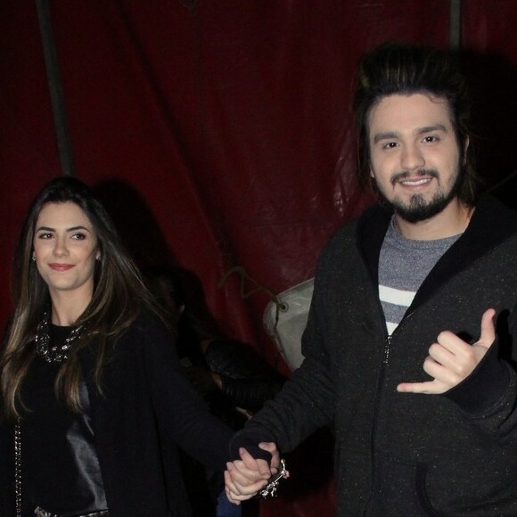 Namorado de Jade Magalhães, Luan Santana não se considera vaidoso: 'Não faço depilação, por exemplo, mas uso creme hidratante'